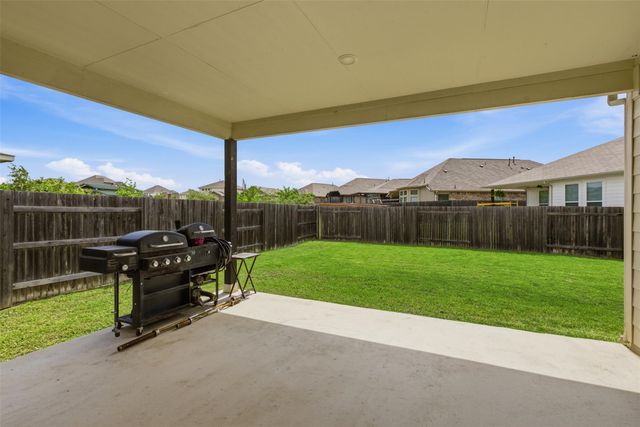 483 Algaroba LOOP, Buda, TX 78610