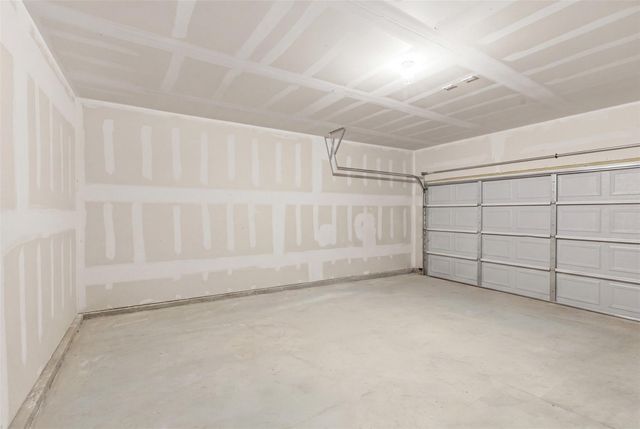 483 Algaroba LOOP, Buda, TX 78610