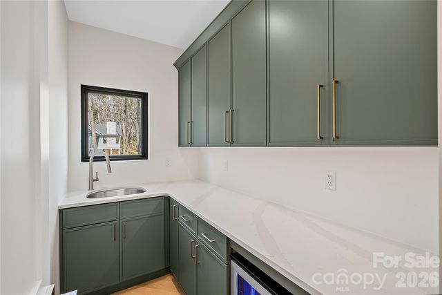 643 Settlers Trail, Mars Hill, NC 28754