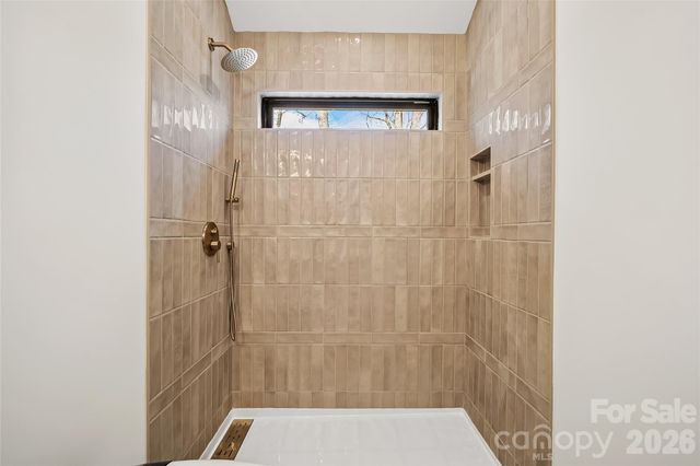 643 Settlers Trail, Mars Hill, NC 28754