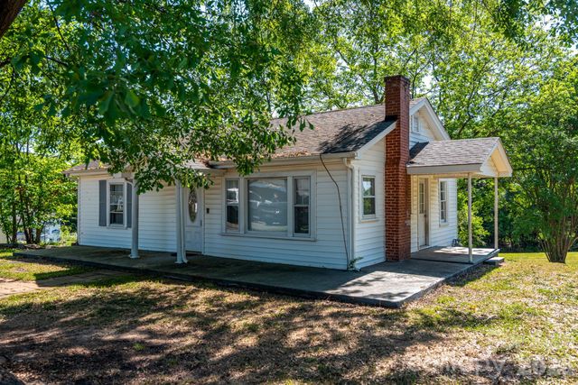 109 Hillcrest Drive, Bessemer City, NC 28016