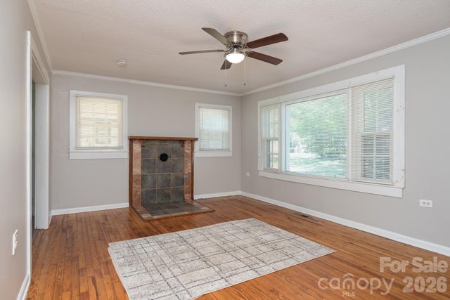 109 Hillcrest Drive, Bessemer City, NC 28016