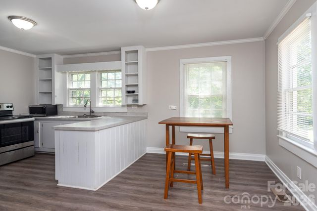 109 Hillcrest Drive, Bessemer City, NC 28016