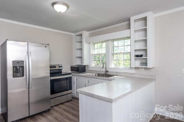 109 Hillcrest Drive, Bessemer City, NC 28016