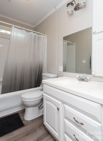 109 Hillcrest Drive, Bessemer City, NC 28016