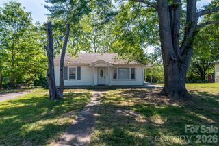 109 Hillcrest Drive, Bessemer City, NC 28016