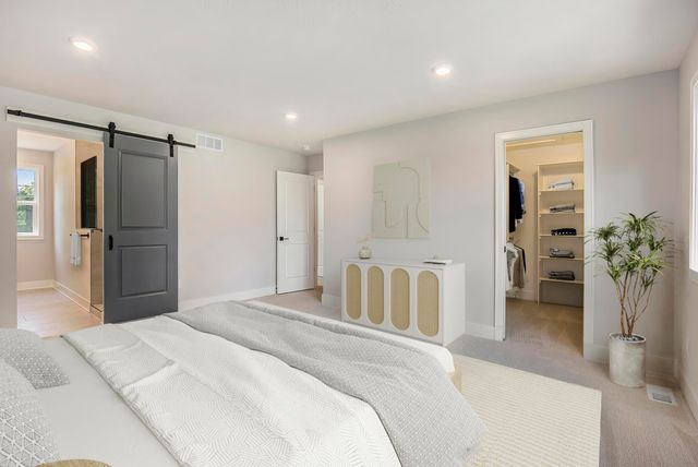 5479 Ada Drive Se, Ada Twp, MI 49301