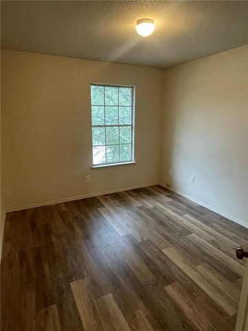 613 Stallion DR, Cedar Park, TX 78613