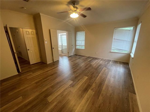 613 Stallion DR, Cedar Park, TX 78613