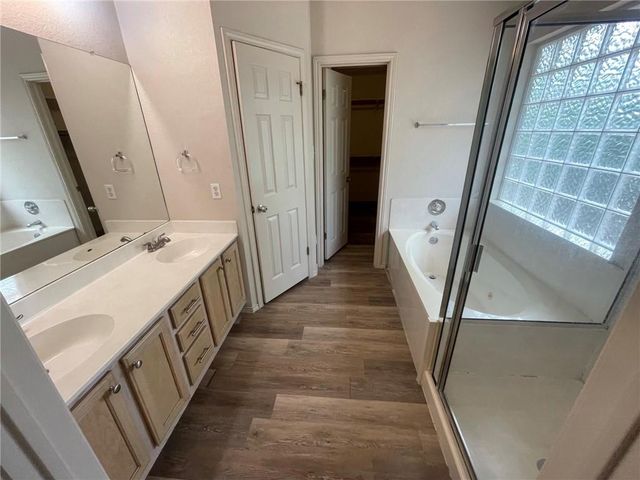 613 Stallion DR, Cedar Park, TX 78613