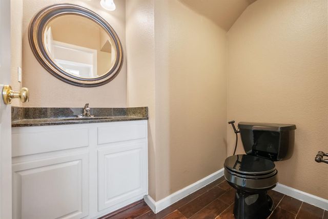 1120 Clydebank Ln, Folsom, CA 95630