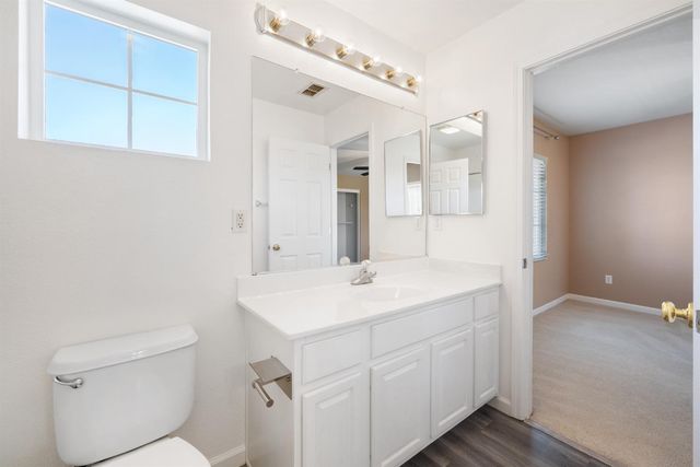 1120 Clydebank Ln, Folsom, CA 95630