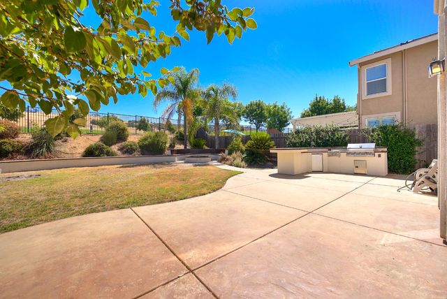 1120 Clydebank Ln, Folsom, CA 95630