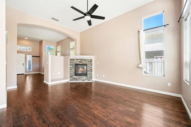 1120 Clydebank Ln, Folsom, CA 95630