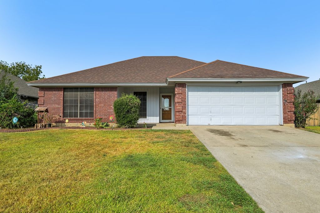 609 Ruth Drive, Kennedale, TX 76060 — photo 2