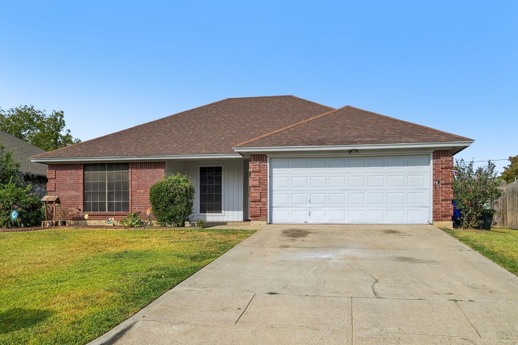 609 Ruth Drive, Kennedale, TX 76060 — photo 3