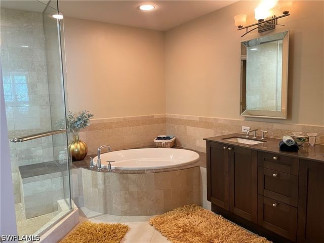 9115 Strada PL 5417, Naples, FL 34108