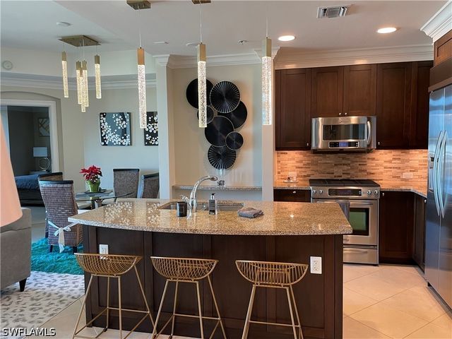 9115 Strada PL 5417, Naples, FL 34108