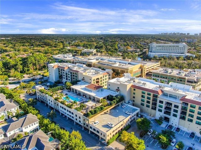 9115 Strada PL 5417, Naples, FL 34108