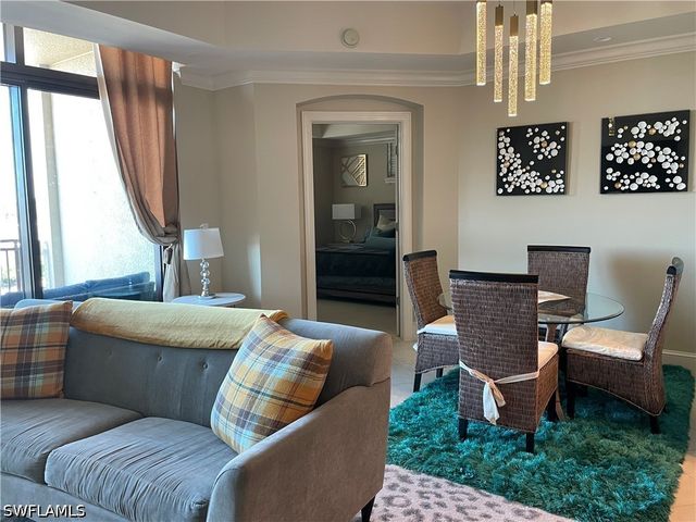 9115 Strada PL 5417, Naples, FL 34108