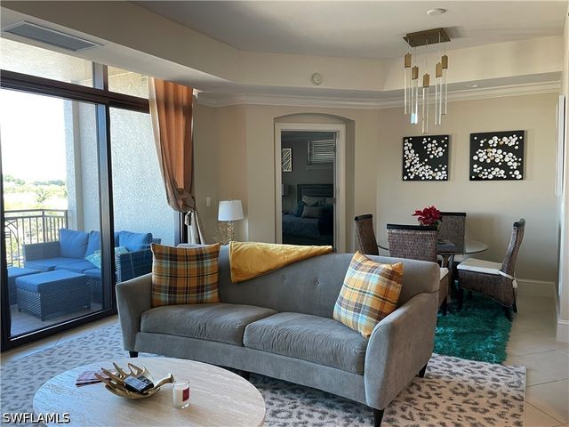 9115 Strada PL 5417, Naples, FL 34108