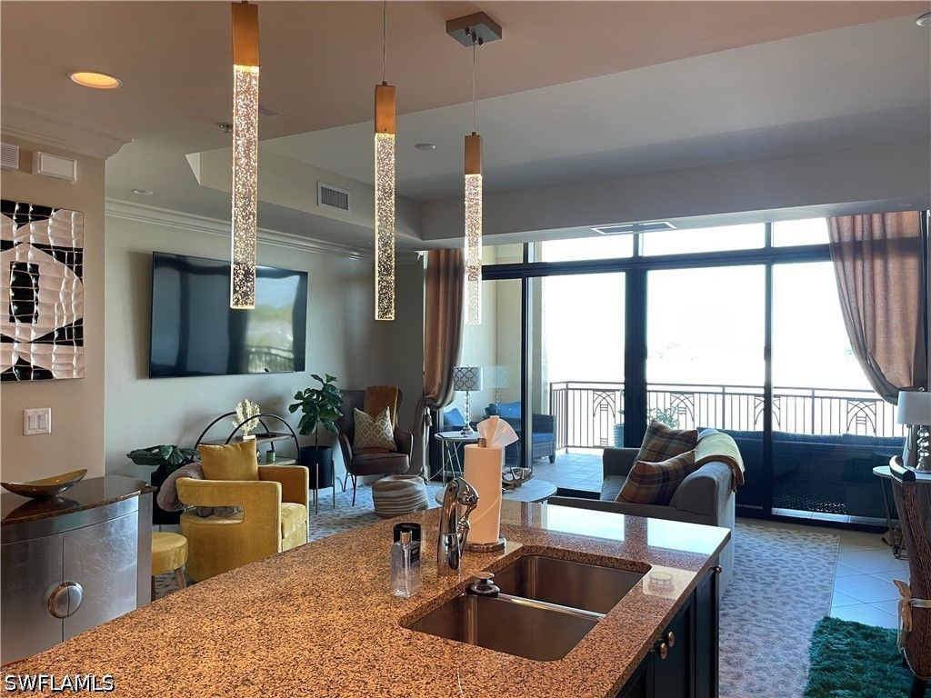 9115 Strada PL 5417, Naples, FL 34108