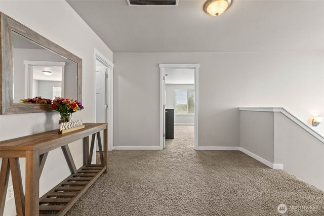 9385 Prairie Wind Street SE, Yelm, WA 98597