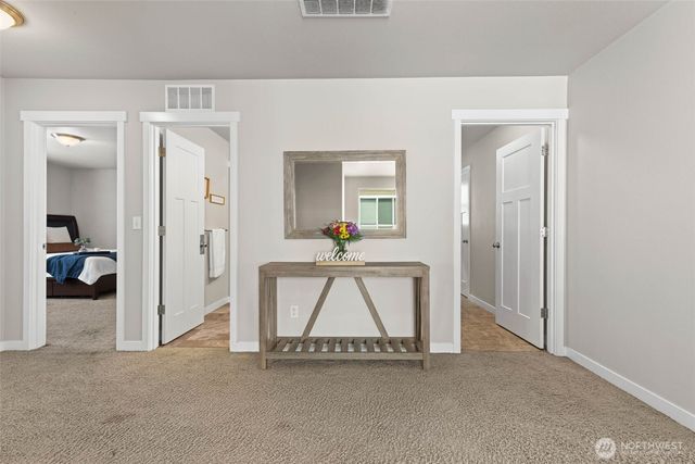 9385 Prairie Wind Street SE, Yelm, WA 98597