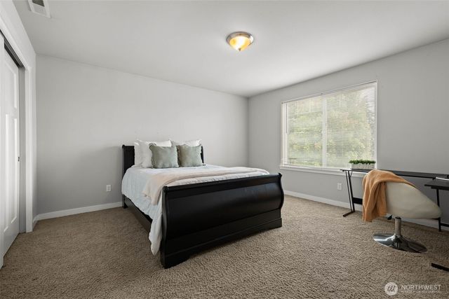9385 Prairie Wind Street SE, Yelm, WA 98597