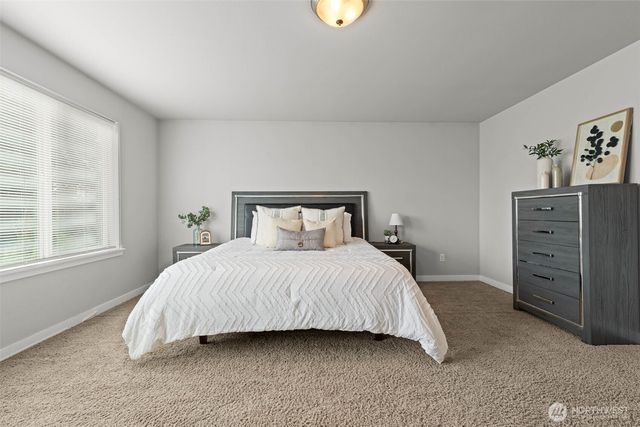 9385 Prairie Wind Street SE, Yelm, WA 98597