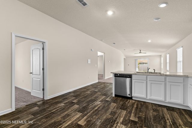 3160 COLD LEAF Way, Green Cove Springs, FL 32043