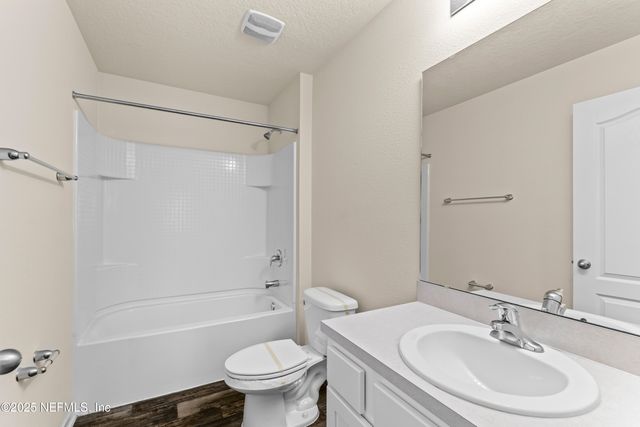 3160 COLD LEAF Way, Green Cove Springs, FL 32043