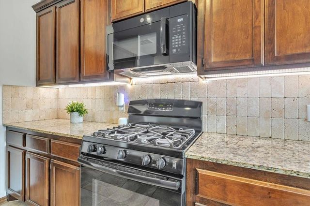 1174 NW Misty Lane, Piedmont, OK 73078