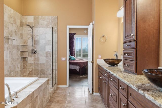 8348 S LUCKY SEVEN Court, Gold Canyon, AZ 85118