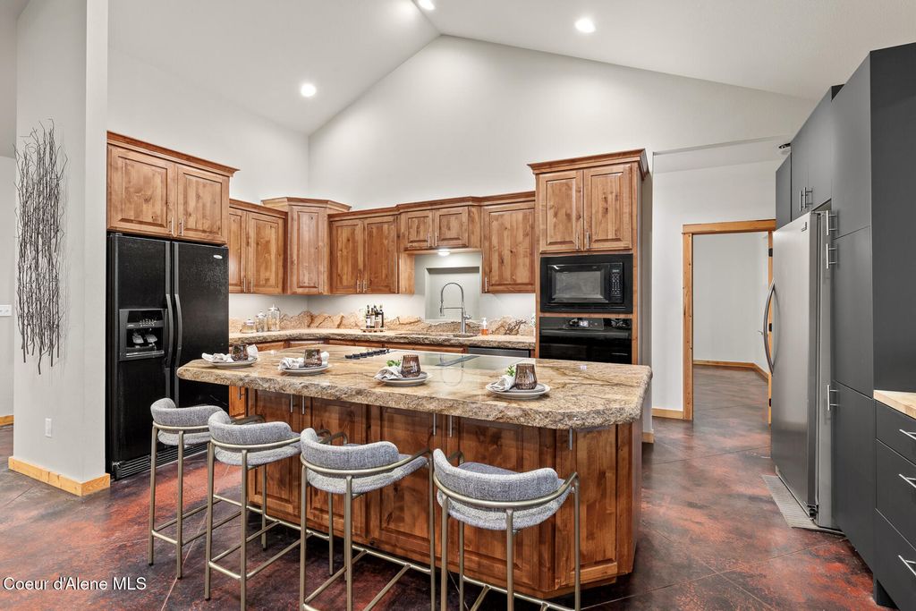 672 Hopkins Road, Sandpoint, ID 83864 photo 17