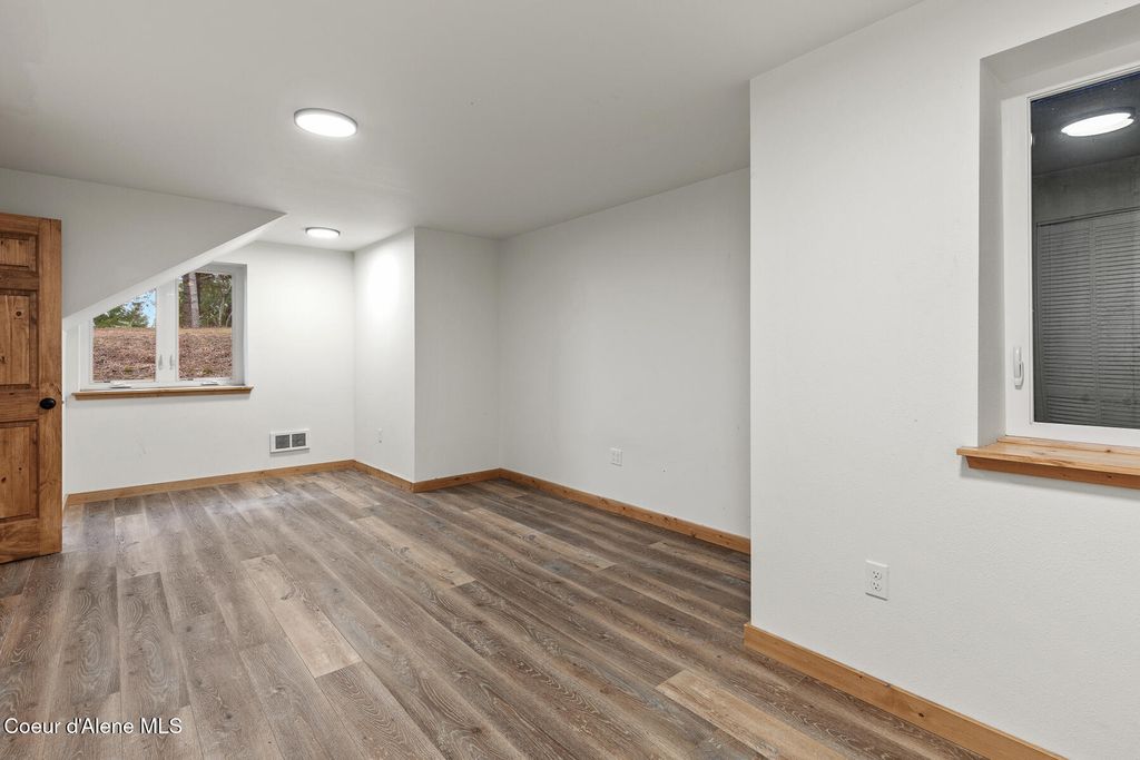 672 Hopkins Road, Sandpoint, ID 83864 photo 39