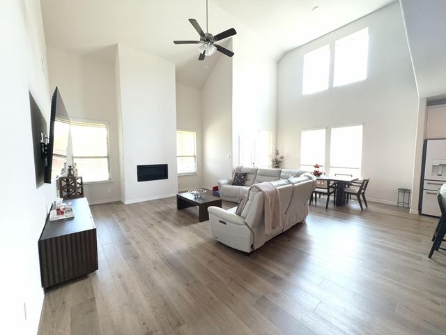 3815 Cribbing Trail, Aubrey, TX 76227