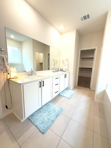 3815 Cribbing Trail, Aubrey, TX 76227