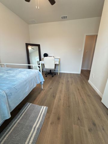 3815 Cribbing Trail, Aubrey, TX 76227