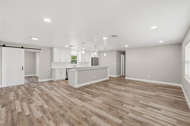 11525 81ST PLACE, Seminole, FL 33772