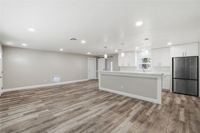 11525 81ST PLACE, Seminole, FL 33772