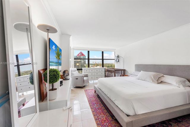 1915 Brickell Ave C1612, Miami, FL 33129