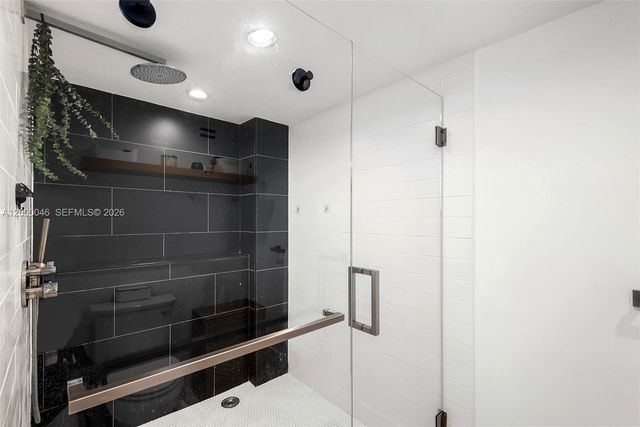 1915 Brickell Ave C1612, Miami, FL 33129