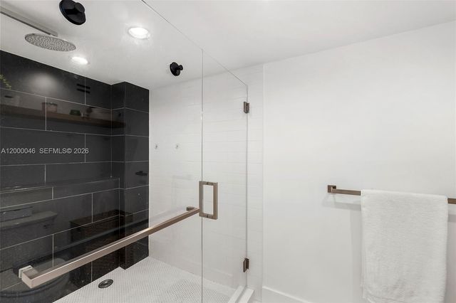 1915 Brickell Ave C1612, Miami, FL 33129