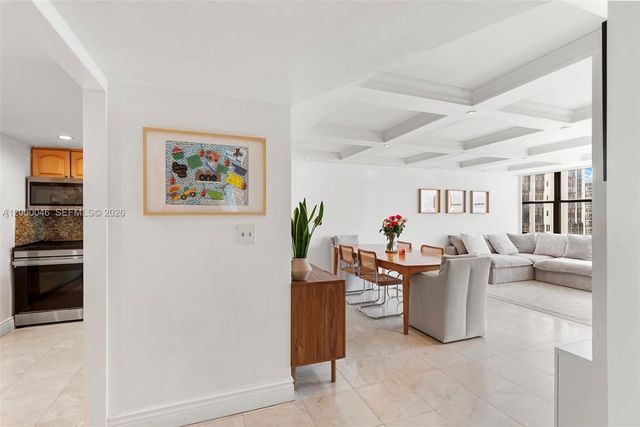 1915 Brickell Ave C1612, Miami, FL 33129