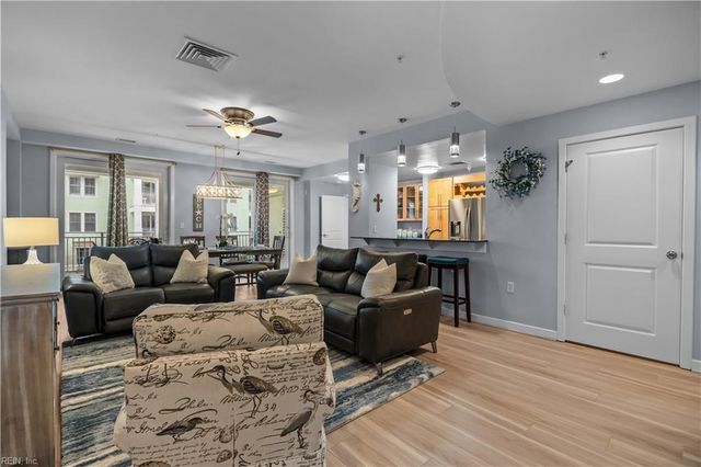 3700 Sandpiper Rd Apt 102A, Virginia Beach, VA 23456