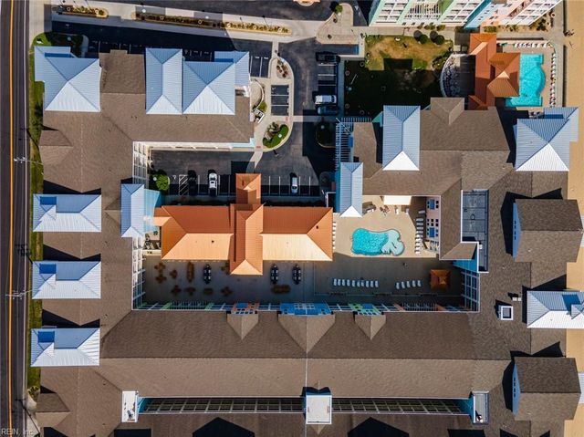3700 Sandpiper Rd Apt 102A, Virginia Beach, VA 23456