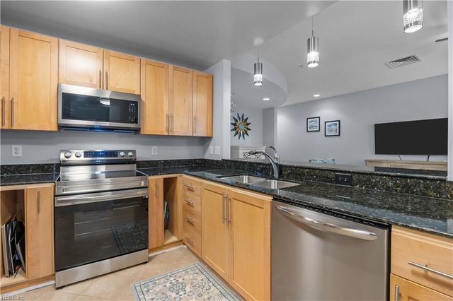 3700 Sandpiper Rd Apt 102A, Virginia Beach, VA 23456
