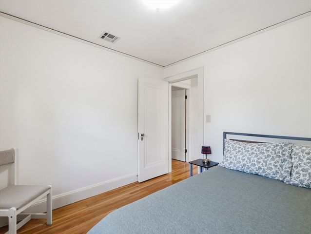 22 Ivy Rd., Belmont, MA 02478