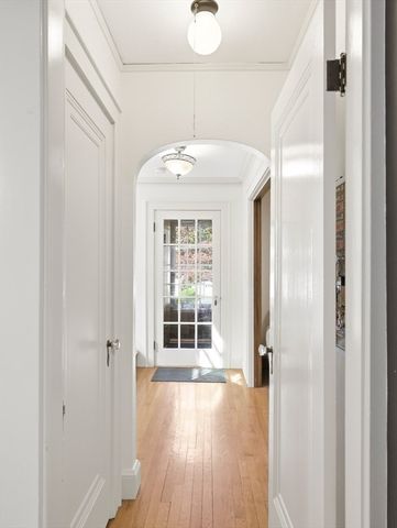 22 Ivy Rd., Belmont, MA 02478